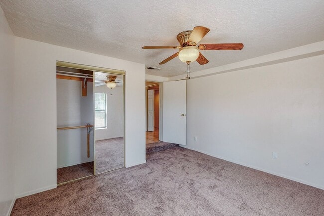 Photo - CLEAN CUTE SOUTH VALLEY 2 Bedroom 1 Bath