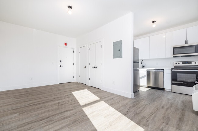 Photo - 1252 Main St Unit 303