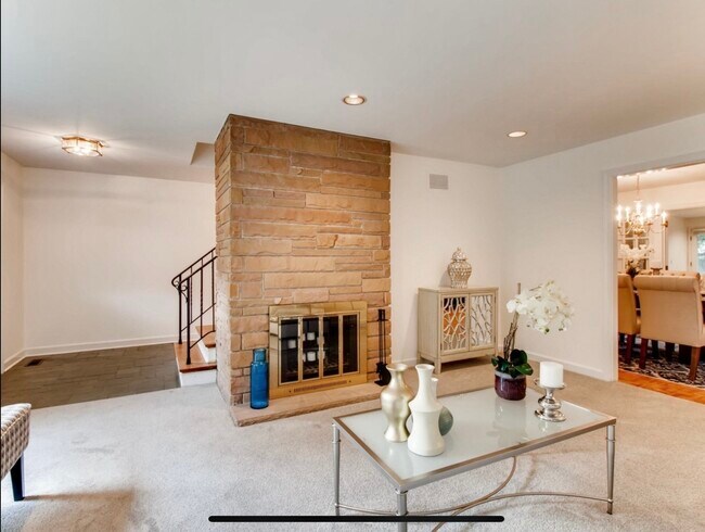 Photo - 1058 Wilmette Ave