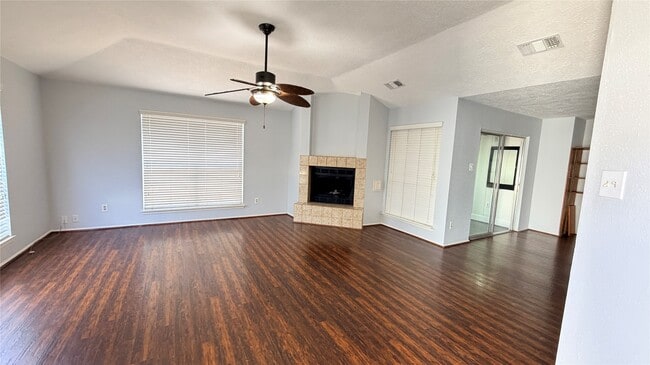 Building Photo - 15911 Alta Mar Dr