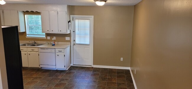 Photo - 11 Silver Spur Ct