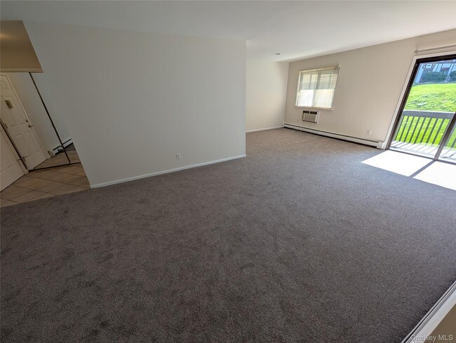 Photo - 9 Loudon Dr Unit 6