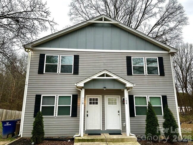 Photo - 110 Carpenter St