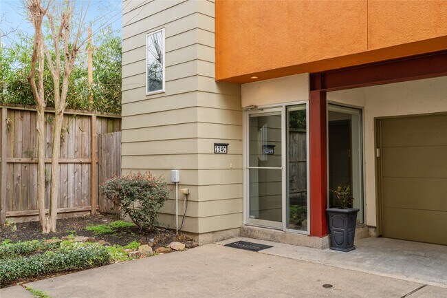 Photo - 224 Willard St