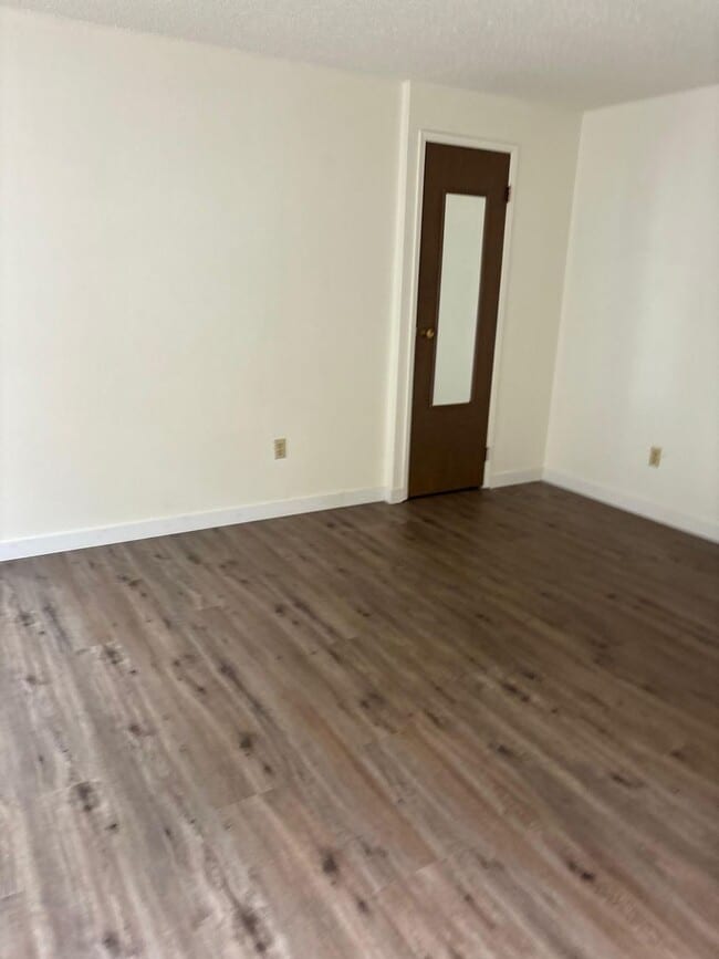 Photo - Beautiful ground floor unit in Lynnwood 4-plex Unit D