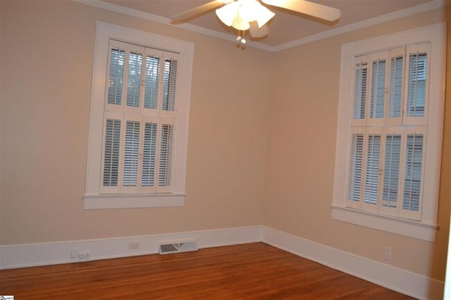 Photo - 40 Lanneau Dr