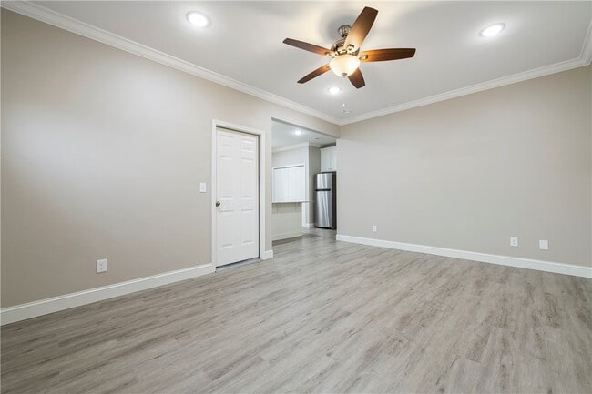 Photo - 605 N 7th St