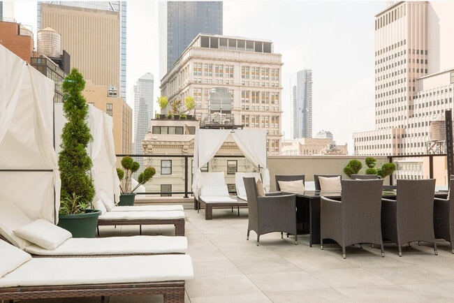 Photo - 100 William St Unidad ID1058799P