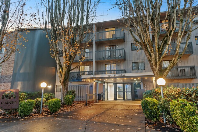 Oak Knoll Apartments - Oak Knoll Apartments