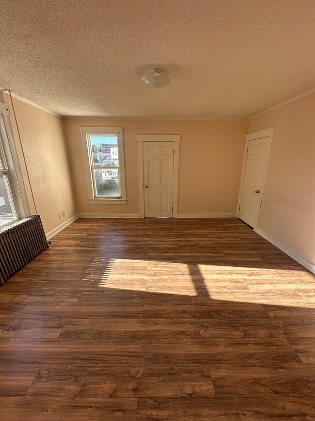 57 College St Unit 2