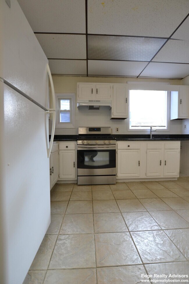 Photo - 11 Mapleton St Unit 2