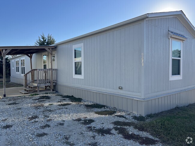 Building Photo - 9273 Texoma Park Rd Rental