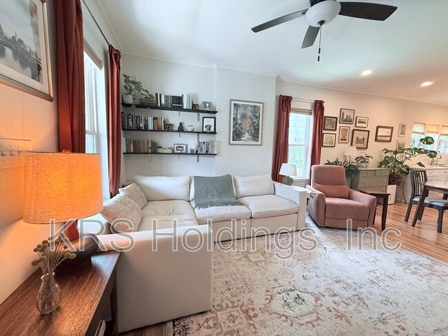 Photo - 209 Moline St