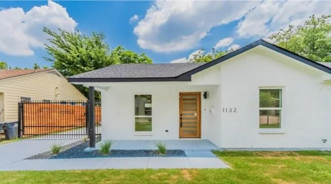 Building Photo - 1132 Dumane St