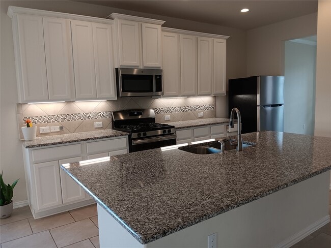 Photo - 24722 Lake Basin Ct