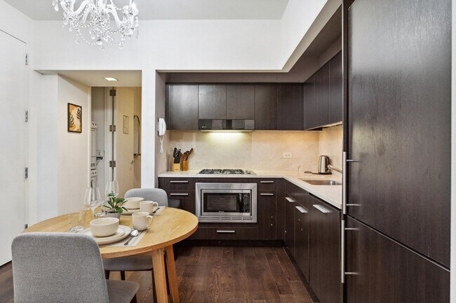 Photo - 95 Wall St Unit SI FL14-ID278476P