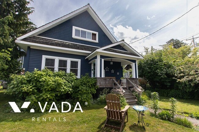 Building Photo - Downtown 2 Bedroom 2 Level House Rental 37...