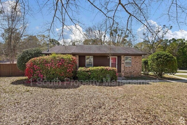 Building Photo - 8983 Larry Dr Rental
