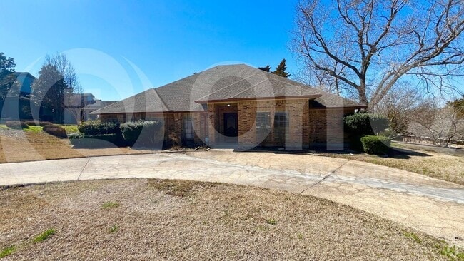 Building Photo - 10 Cypress Ct Rental