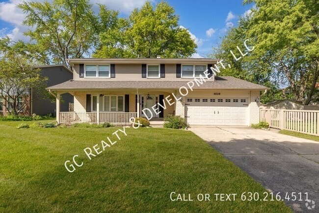 Building Photo - 6S110 Carlyle Ct Rental