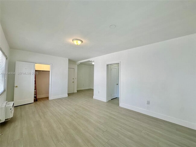 Photo - 955 Bay Dr Unit 1