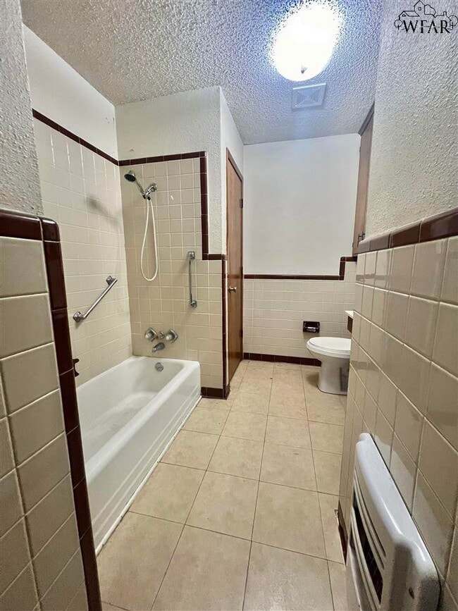 Photo - 1429 Christine Rd House