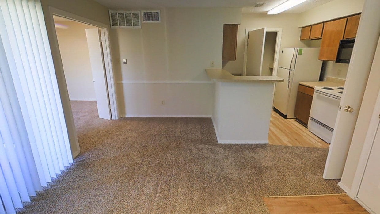 Photo - Paces Crossing Apartments