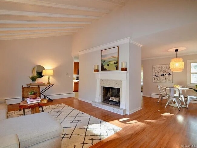 Photo - 187 Elmwood Dr