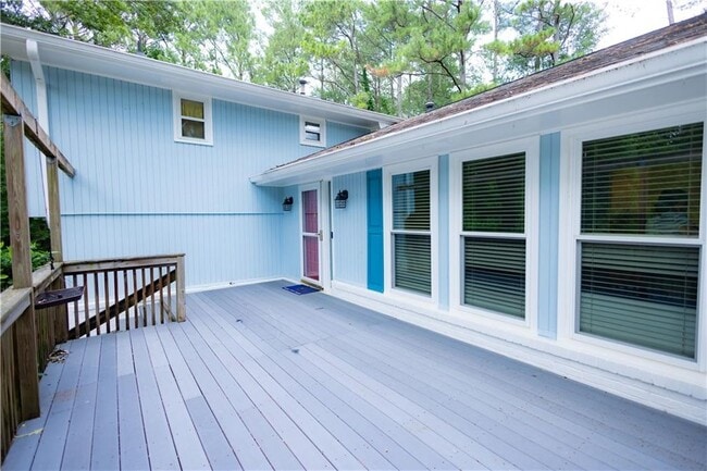 Photo - 3233 River Oak Pl