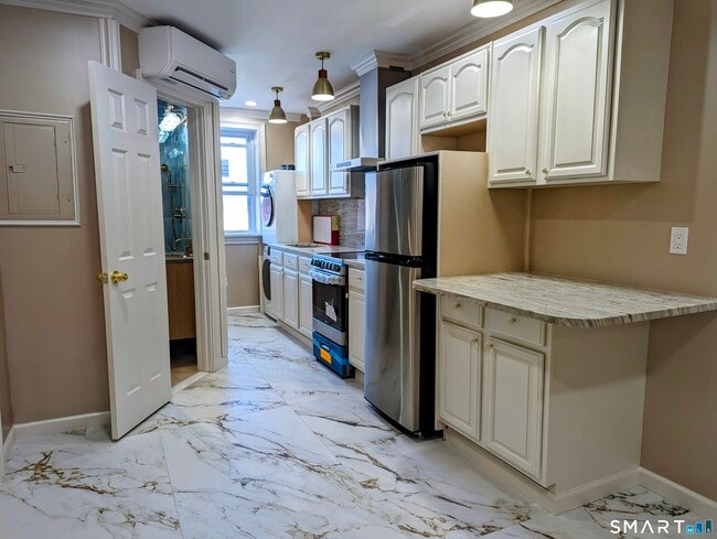 Photo - 209 Main St Unit 3D