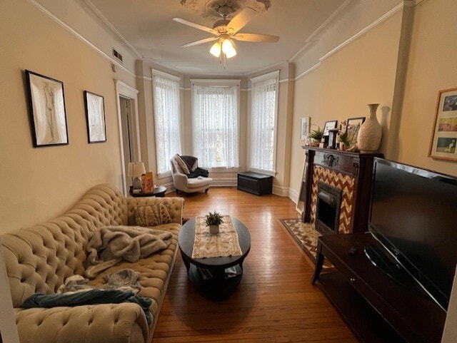 Photo - 909 W Newport Ave Apartments Unit 3