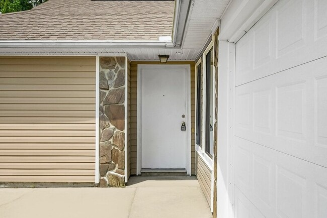 Photo - 7750 Betty Louise Dr