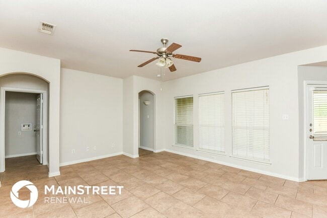 Photo - 233 Kennedy Dr