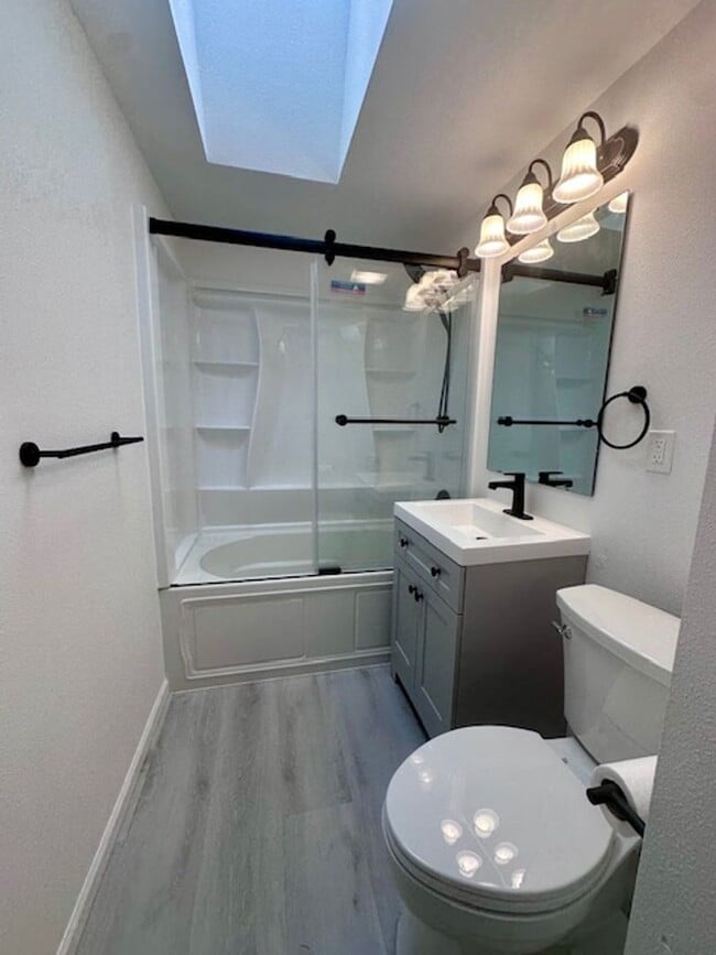 Photo - Charming 4 bedroom Rambler