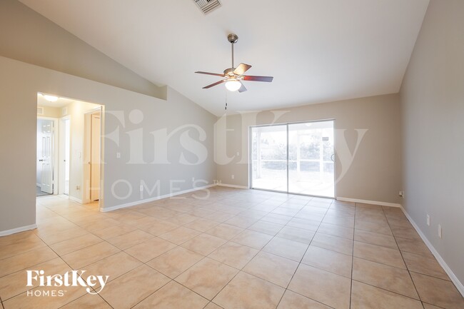 Photo - 2506 NE 6th Pl
