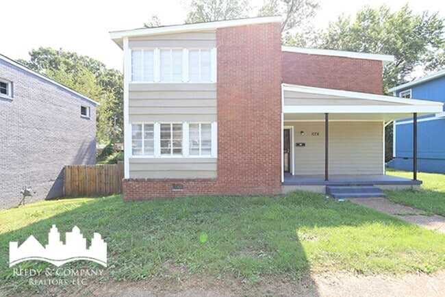Building Photo - 1080 N Evergreen St Rental