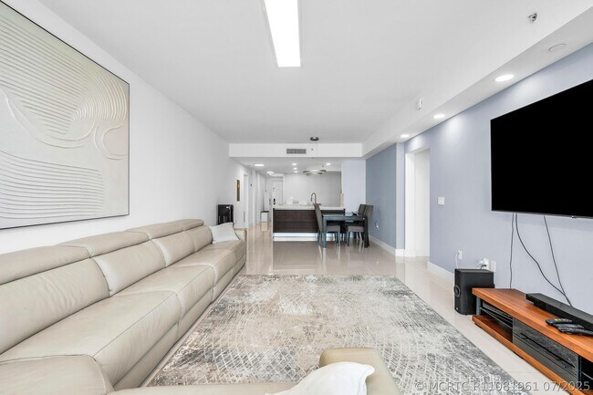 Photo - 3330 NE 190th St Unit 1911