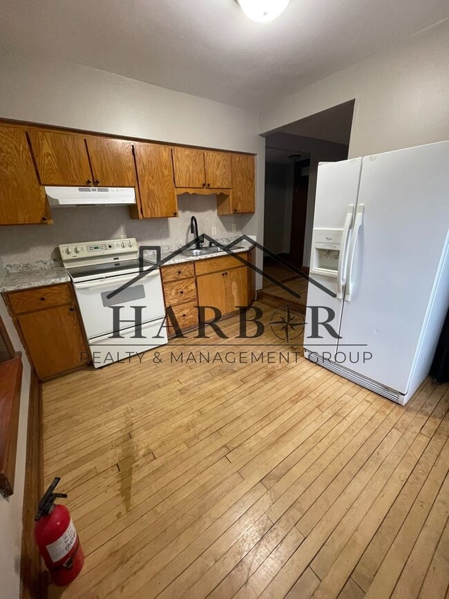 Photo - 1/2 Off first full month of rent! Unit 8
