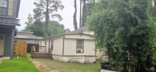 Building Photo - 16840 W Dounreay St Rental