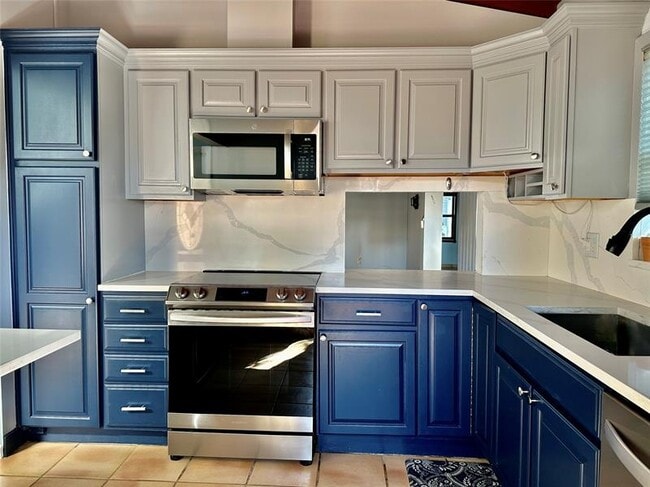 Photo - 212 Briarwood Cir