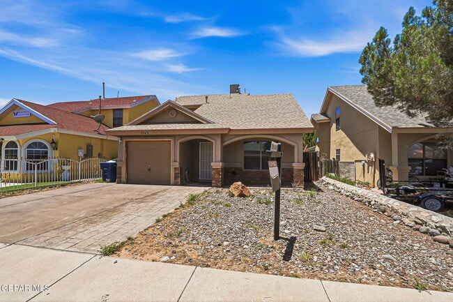 Photo - 3749 Leticia St