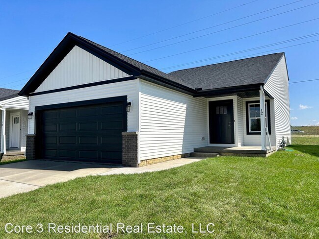 3 br, 2.5 bath House - 12 Megan Court - 3 br, 2.5 bath House - 12 Megan Court