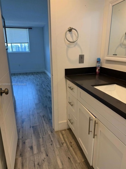 Photo - 2851 Leonard Dr Unidad J505