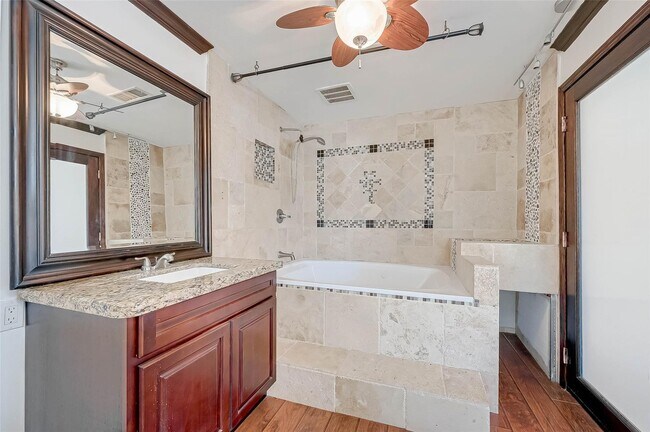Photo - 26611 Meadow Ln