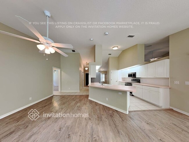 Photo - 184 Maracal Way