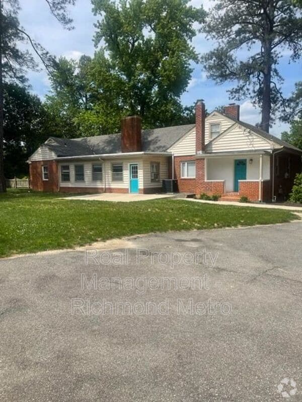 Building Photo - 5701 Monument Ave Rental