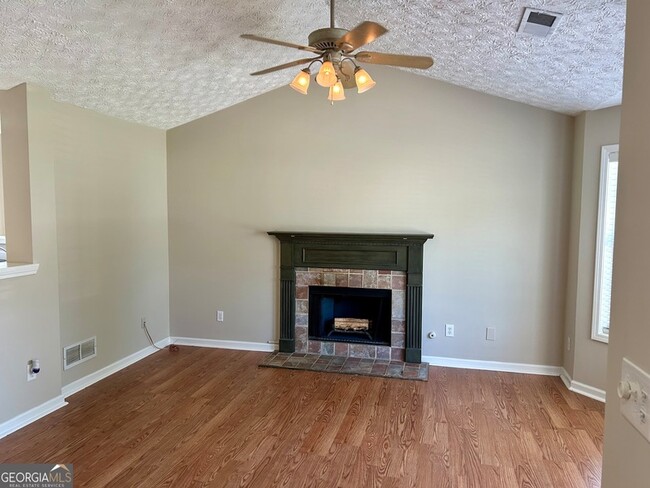 Photo - 1061 Athena Ct