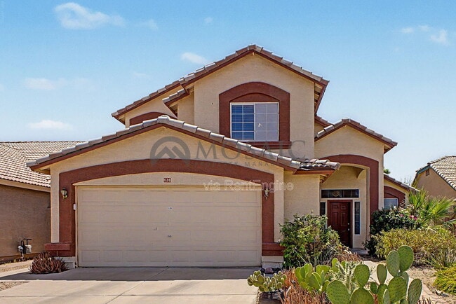 Building Photo - 820 N Granada Dr