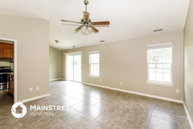 Photo - 1807 Travis Ct