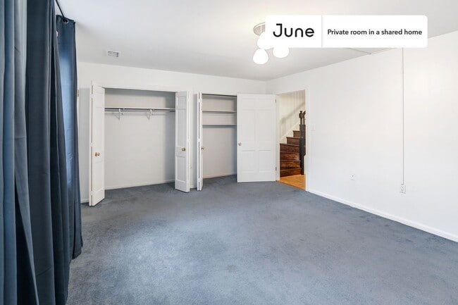 Photo - Room in Shared 7 bed/3.5 bath home Unidad C